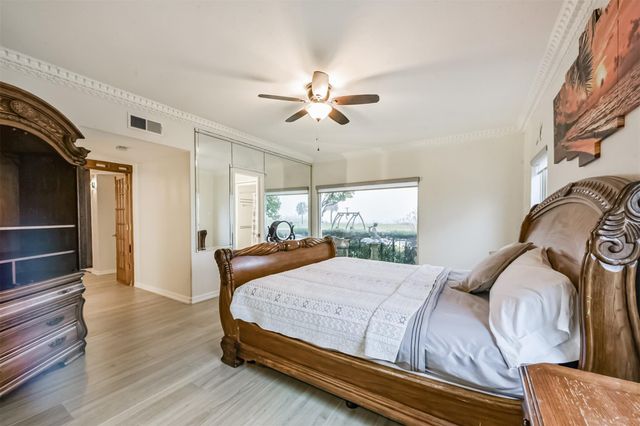 3540 Miramar Drive, La Porte, TX 77571