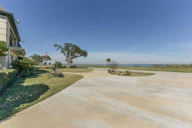 3540 Miramar Drive, La Porte, TX 77571