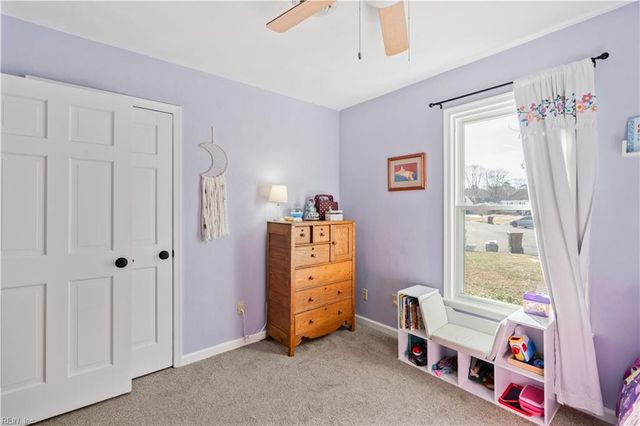 1101 Somerton LN, Chesapeake, VA 23322