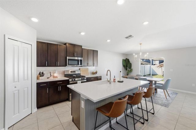 10387 SCARLETT SKIMMER DRIVE, Riverview, FL 33578