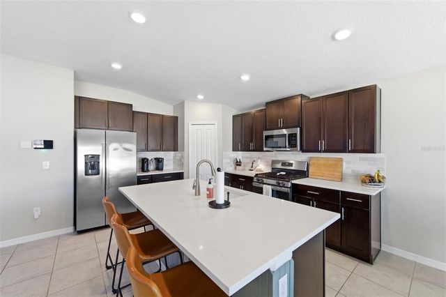 10387 SCARLETT SKIMMER DRIVE, Riverview, FL 33578