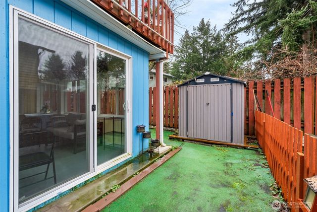 1601 Clearbrook Drive SE, Lacey, WA 98503