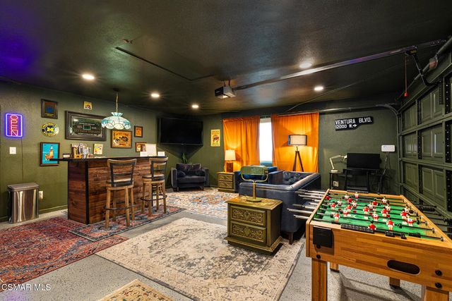 24 Washburn Street, Simi Valley, CA 93065