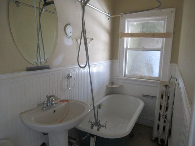 2517 Quincy Street NE, Minneapolis, MN 55418