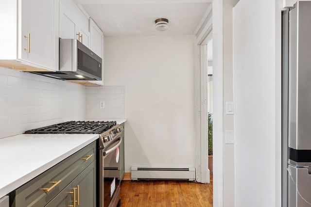 24 Myrtle Ave, Wakefield, MA 01880