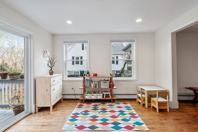 24 Myrtle Ave, Wakefield, MA 01880