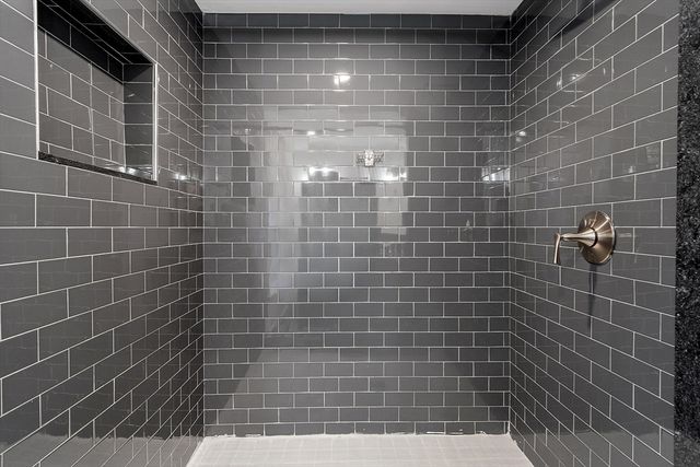 24 Myrtle Ave, Wakefield, MA 01880