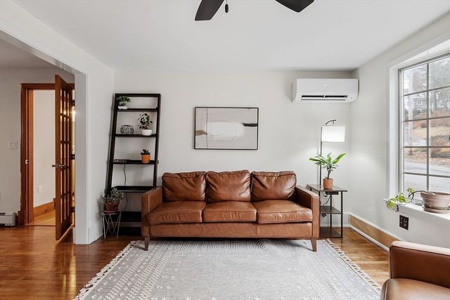 24 Myrtle Ave, Wakefield, MA 01880