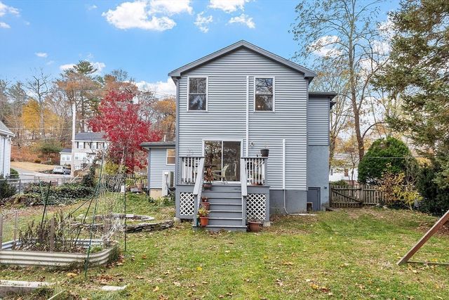 24 Myrtle Ave, Wakefield, MA 01880