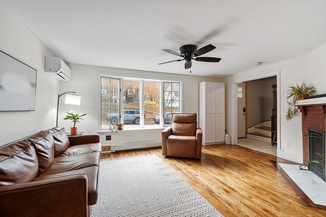 24 Myrtle Ave, Wakefield, MA 01880