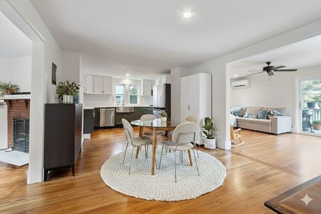 24 Myrtle Ave, Wakefield, MA 01880