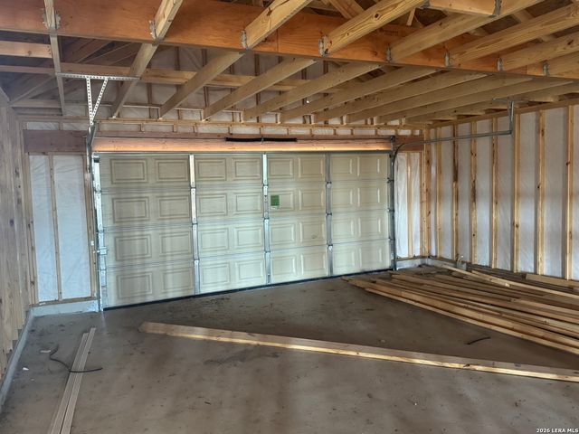 472 County Road 679, Natalia, TX 78059