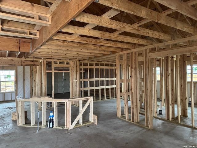 472 County Road 679, Natalia, TX 78059