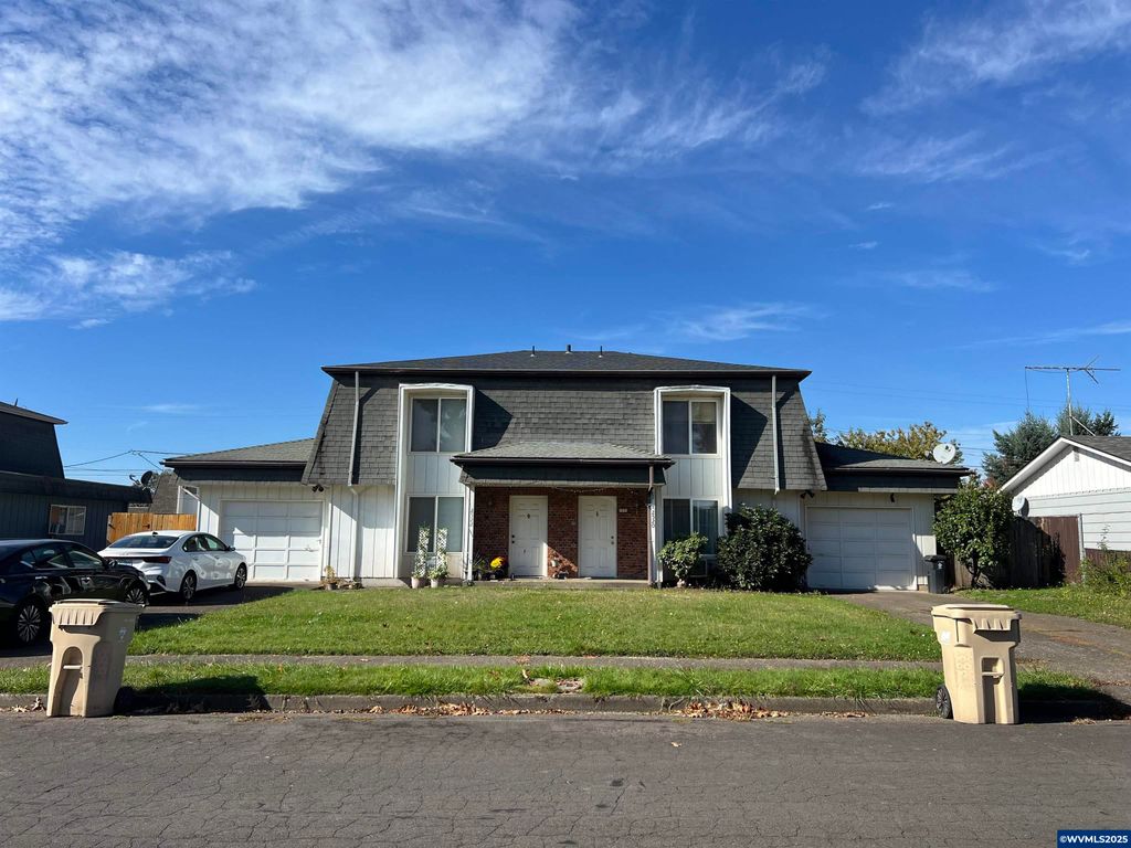 Image 1 of property listing at 2522/2520 Main St SE, Albany, OR 97322