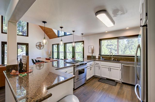 41092 Woodridge Lane, Shaver Lake, CA 93664