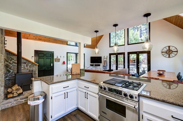 41092 Woodridge Lane, Shaver Lake, CA 93664