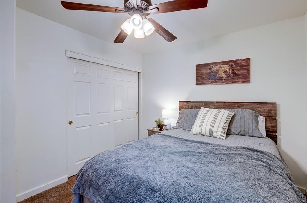 Image 35 of property listing at 41092 Woodridge Lane, Shaver Lake, CA 93664