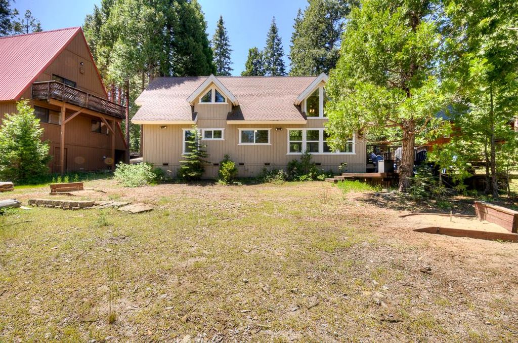 Image 52 of property listing at 41092 Woodridge Lane, Shaver Lake, CA 93664