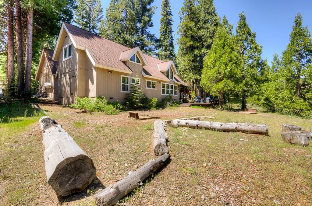 Image 53 of property listing at 41092 Woodridge Lane, Shaver Lake, CA 93664