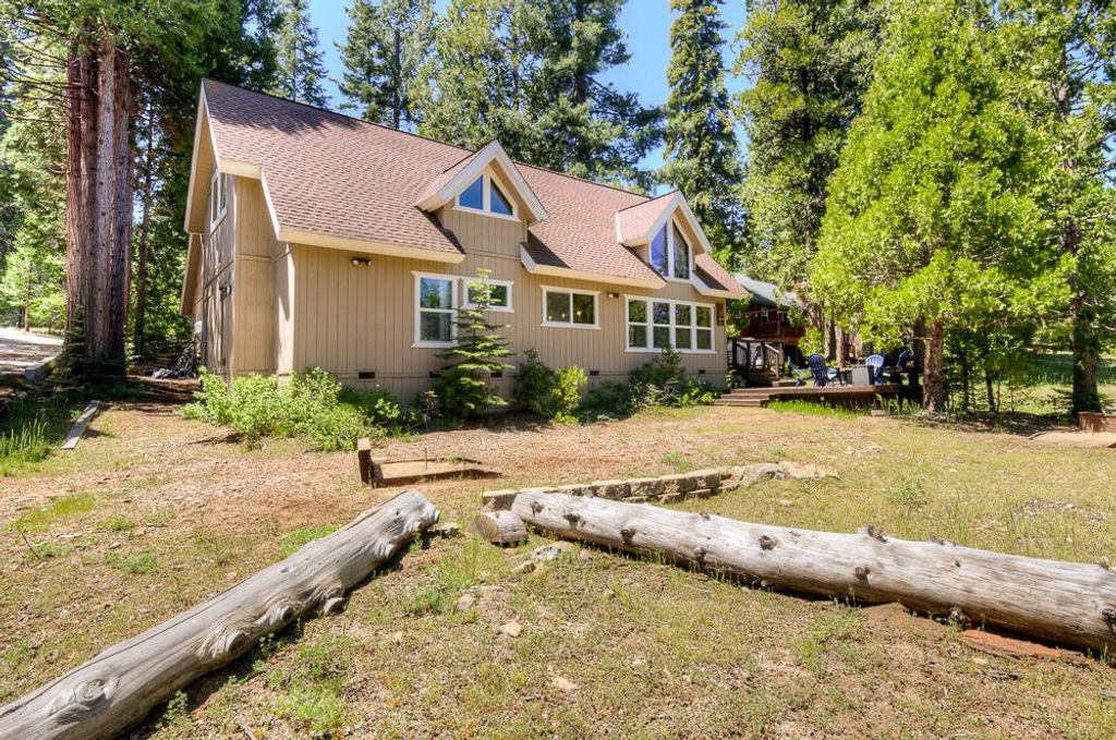 Image 54 of property listing at 41092 Woodridge Lane, Shaver Lake, CA 93664