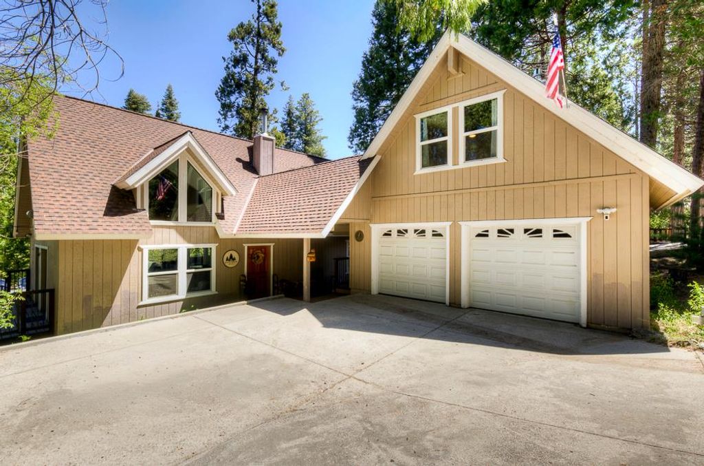Image 62 of property listing at 41092 Woodridge Lane, Shaver Lake, CA 93664