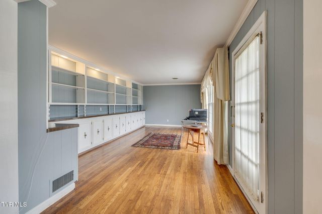 1314 Woodland Avenue, Johnson City, TN 37601