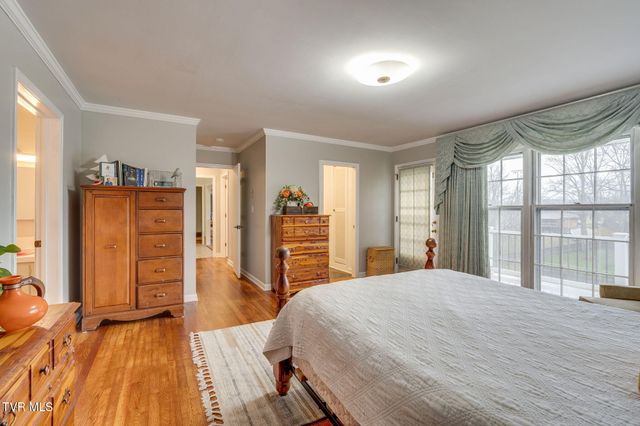 1314 Woodland Avenue, Johnson City, TN 37601