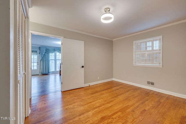 1314 Woodland Avenue, Johnson City, TN 37601