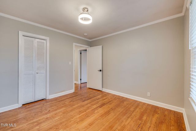 1314 Woodland Avenue, Johnson City, TN 37601