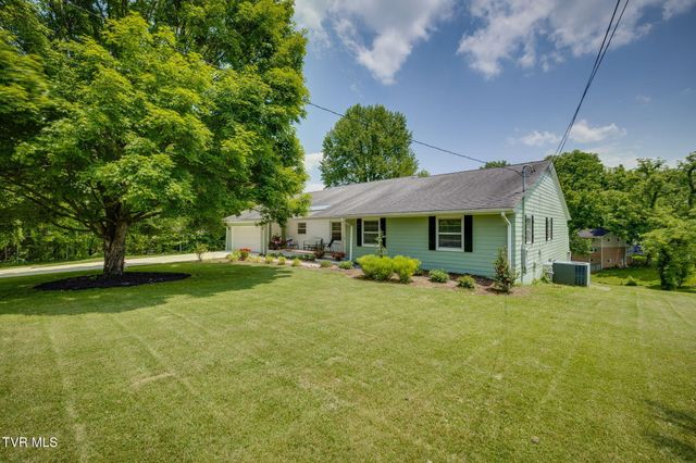 1314 Woodland Avenue, Johnson City, TN 37601
