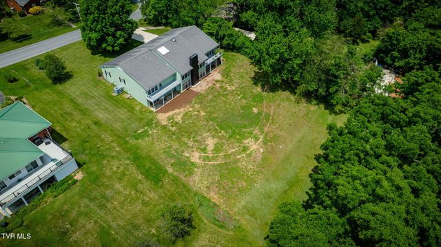 1314 Woodland Avenue, Johnson City, TN 37601