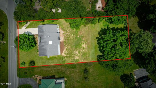 1314 Woodland Avenue, Johnson City, TN 37601