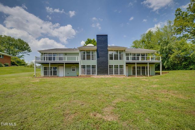 1314 Woodland Avenue, Johnson City, TN 37601