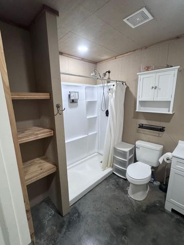 3901 E Fm 942, Livingston, TX 77351