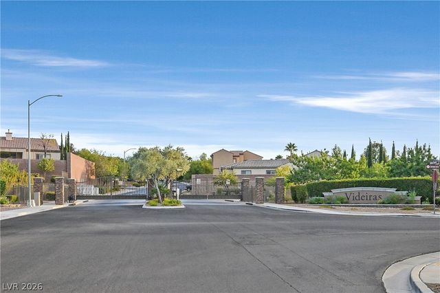 2184 Pont National Drive, Henderson, NV 89044