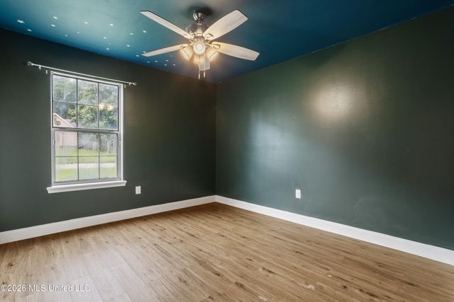 15198 N Parkwood Drive, Gulfport, MS 39503