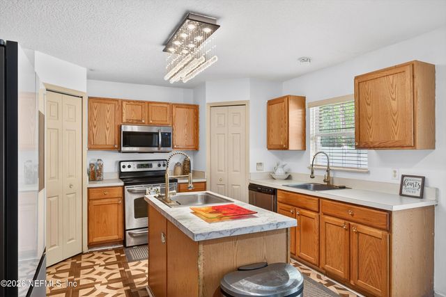 5537 SHADY PINE Street S, Jacksonville, FL 32244