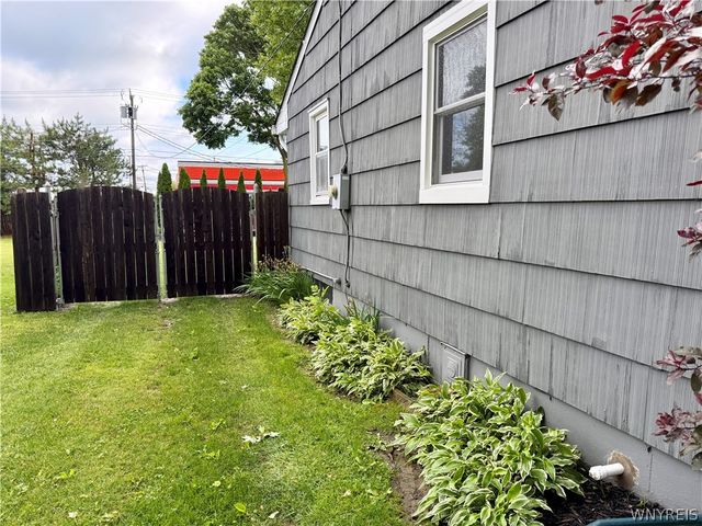 3980 Staley Drive, Hamburg, NY 14075