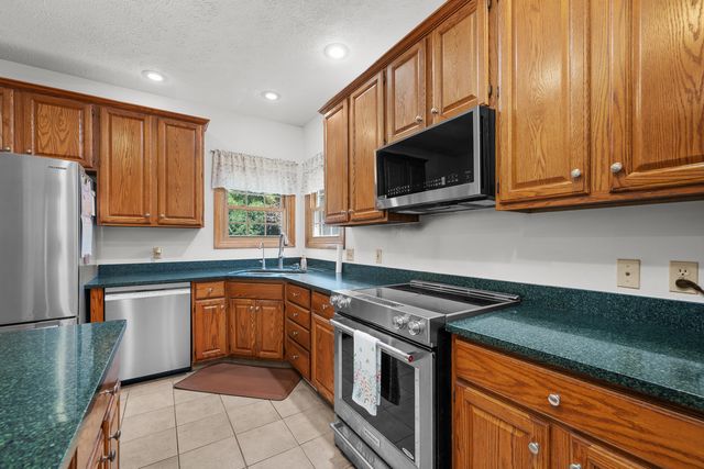 1918 Brierwood Lane, Port Byron, IL 61275