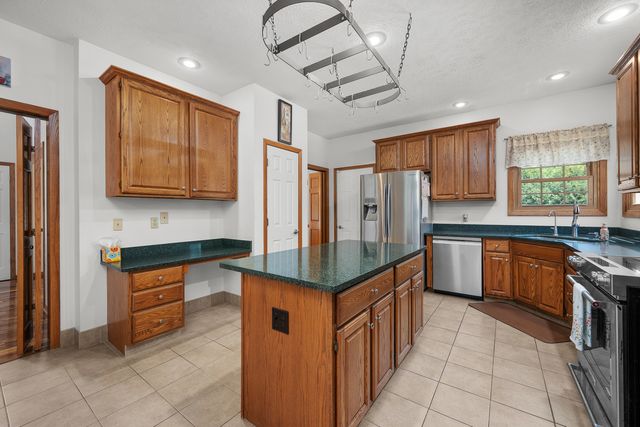 1918 Brierwood Lane, Port Byron, IL 61275