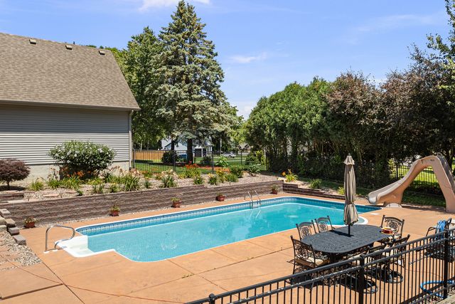 1918 Brierwood Lane, Port Byron, IL 61275