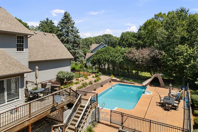 1918 Brierwood Lane, Port Byron, IL 61275