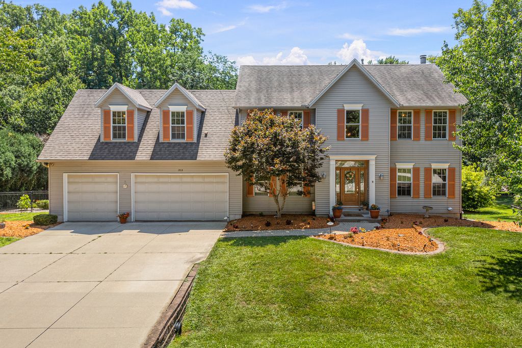 1918 Brierwood Lane, Port Byron, IL 61275