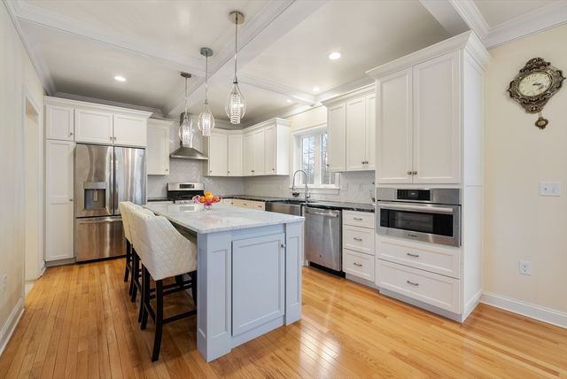114 Meredith Way, Weymouth, MA 02189