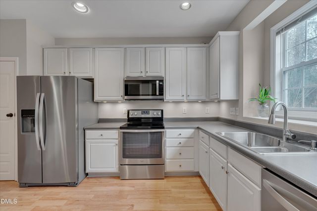 851 Genford Court, Raleigh, NC 27609