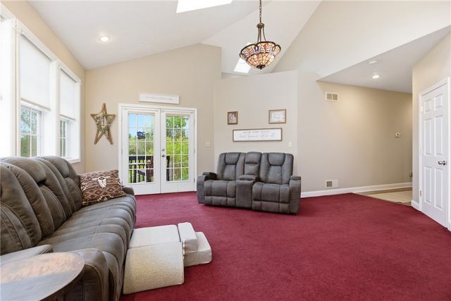 2650 National Pike, Beallsville, PA 15360