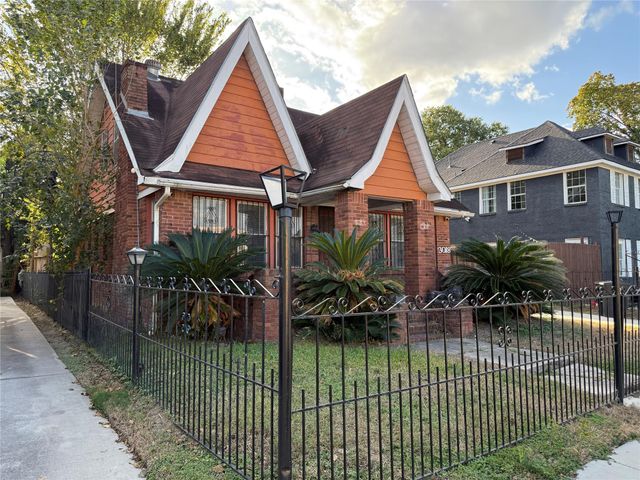 3018 Wentworth Street, Houston, TX 77004
