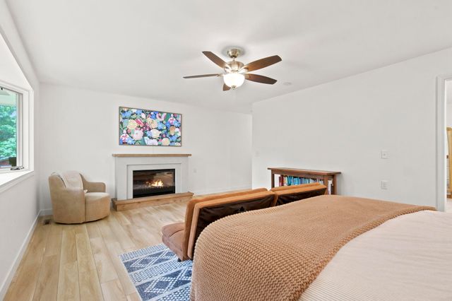 2956 S Roth Oaks Avenue, Springfield, MO 65809