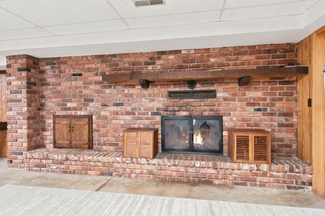 2956 S Roth Oaks Avenue, Springfield, MO 65809