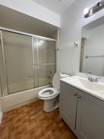 48 SILVER FALLS CIRCLE, Kissimmee, FL 34743